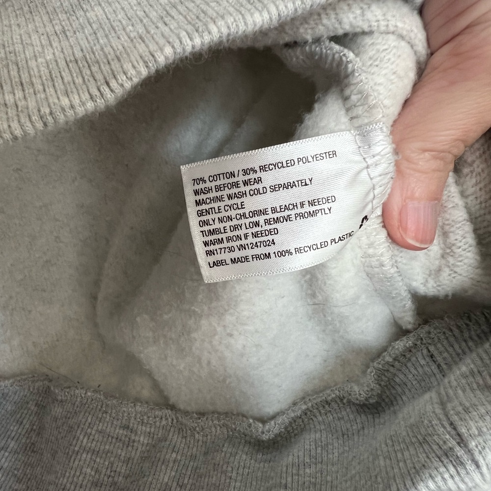 Stoney Clover Lane x Target sweatshirt size XL - Picture 6 of 8